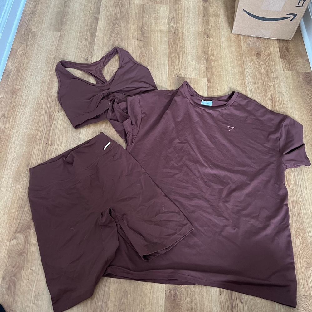 Whitney Simmons gymshark set